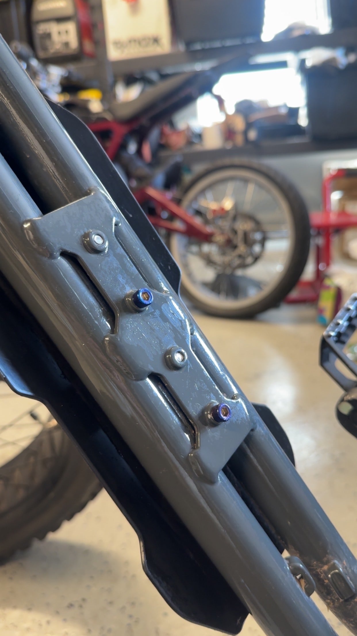super 73 front mud guard titanium (set of 2)